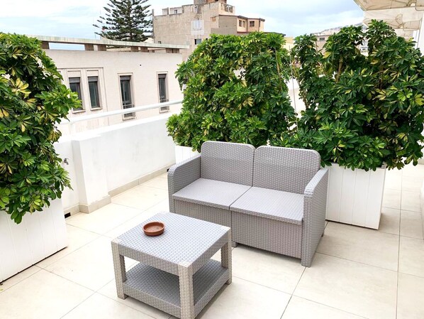 Luxury Room | Terrace/patio - Siracusa Luxury (Reggio Calabria)