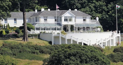 Plas Maenan Country House