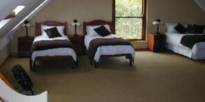 Room - Dragonfly Cottage (Herolds Bay)