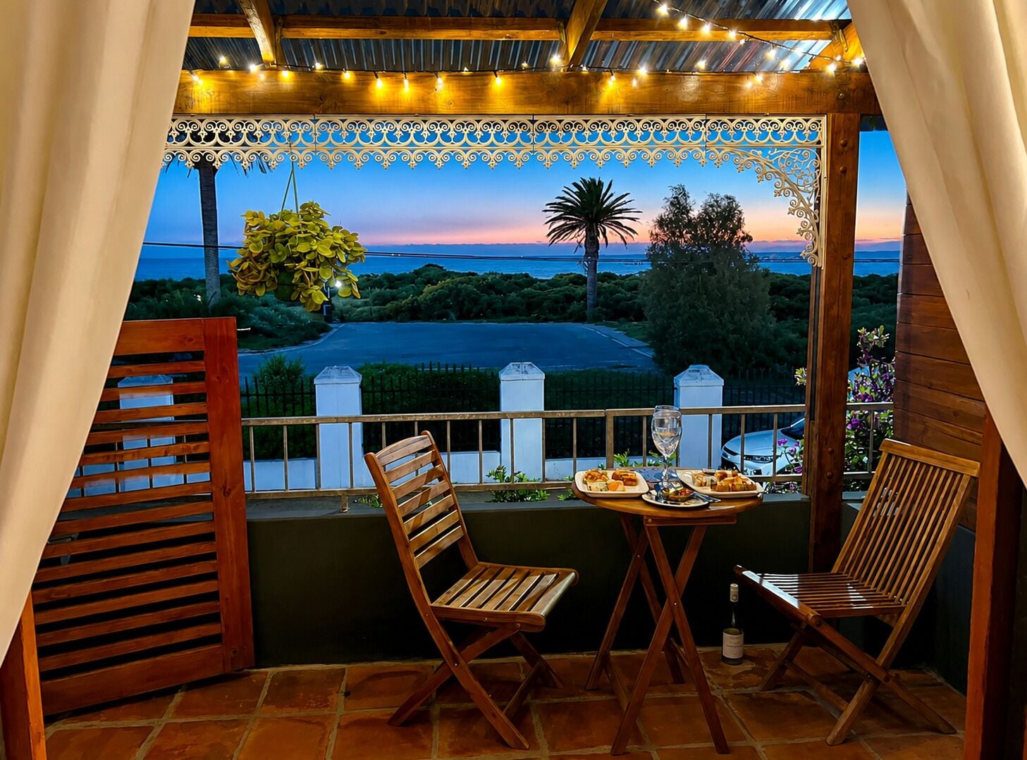 Standard Double Room, 1 Queen Bed, Non Smoking, Sea Facing | Terrace/patio