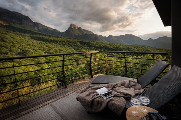 Suite de lujo, 1 cama King size, vista a la montaña (Mountain View Suite 3 ) | Terraza o patio