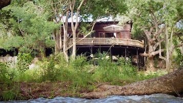 Familienhaus, 2 Schlafzimmer, Whirlpool, Flussblick