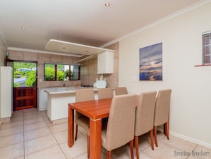 In-room dining - Brenton Breakers (Knysna)