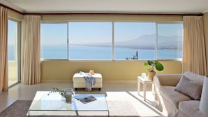 3 Bedroom Apartment | Oppholdsrom | TV