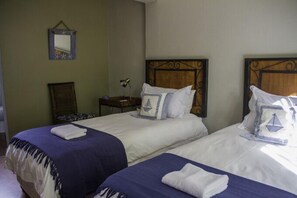 1 bedroom, premium bedding, desk, free cots/infant beds