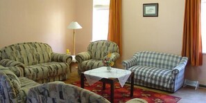 Lobby-Lounge