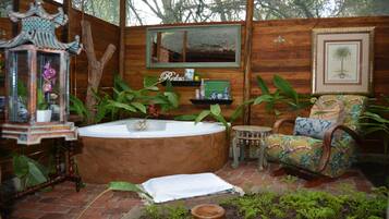 Baignoire relaxante profonde