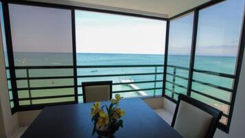 Deluxe Suite, 2 Bedrooms, Oceanfront | Bathroom