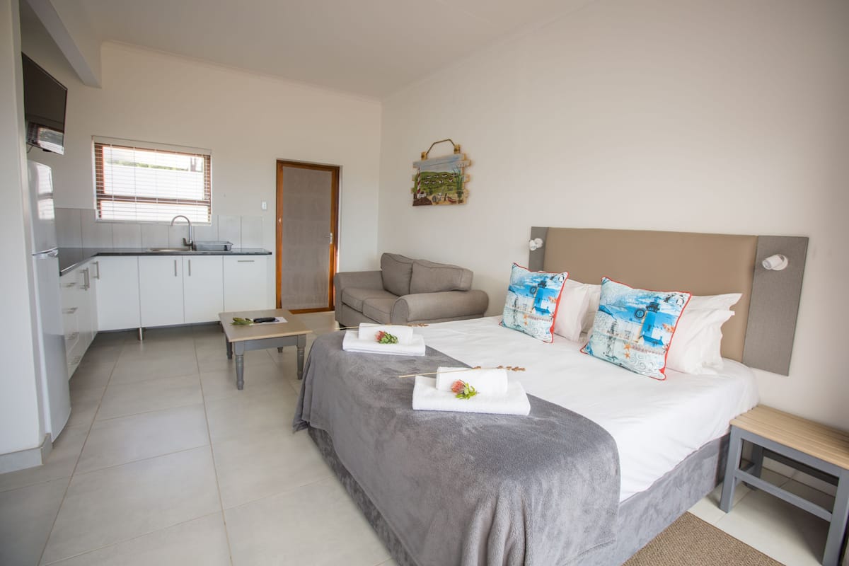 1 Schlafzimmer, individuell dekoriert, individuell eingerichtet