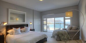 Room - Clifton Breeze (Cape Town)