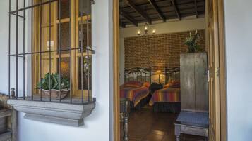 ์คํ ๋ค๋๋ฃธ, ์นจ๋(์ฌ๋ฌ ๊ฐ), ์ ์ | ๊ณ ๊ธ ์นจ๊ตฌ, ๋ฏธ๋๋ฐ, ๊ฐ์ค ๋ด ๊ธ๊ณ , ์ฑ
์