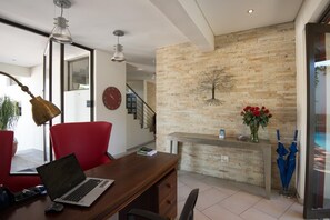 Lobby - Montebello Guesthouse (Windhoek)