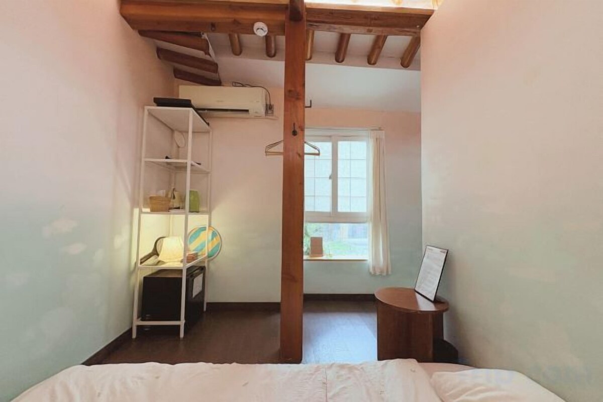 Ropa de cama de alta calidad, tabla de planchar con plancha, wifi gratis