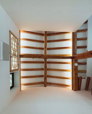 Design Room, 1 Queen Bed (8-Nothingness) | Premium bedding, iron/ironing board, free WiFi, bed sheets