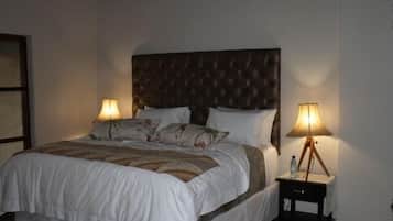 Superior Deluxe Twin Room | Egyptian cotton sheets, premium bedding, Tempur-Pedic beds