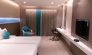 Minibar, in-room safe, desk, soundproofing