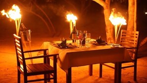 Outdoor dining - Minn Gee Resort Passikuda (Pasikuda)