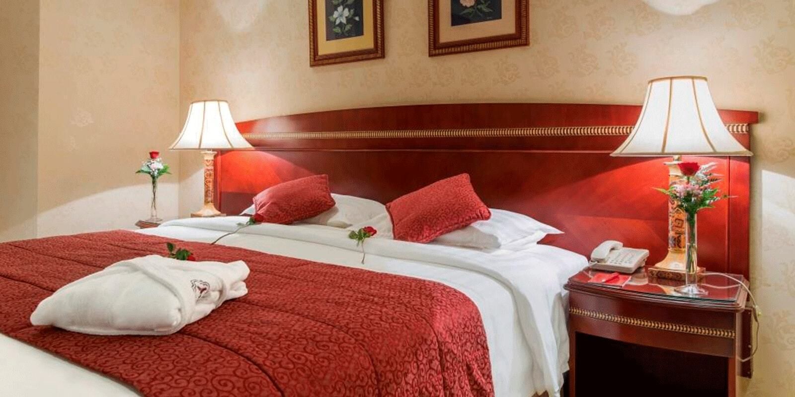 Suite, 1 chambre, vue ville | Draps en coton égyptien, literie de qualité supérieure