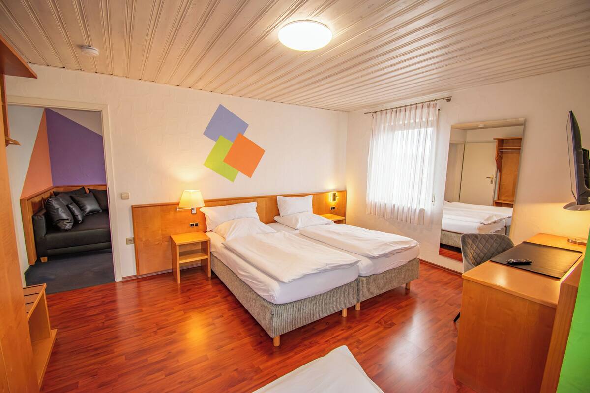 Premium bedding, minibar, in-room safe, desk