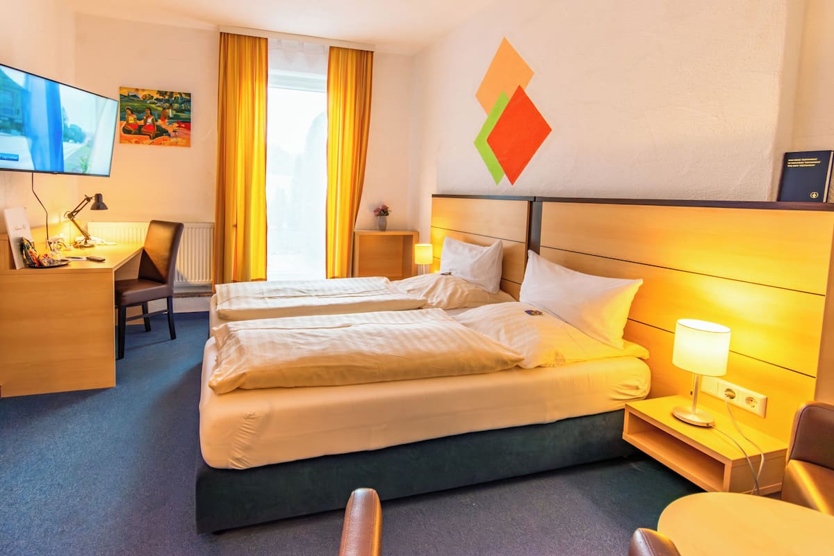 Premium bedding, minibar, in-room safe, desk