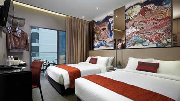 Familierom | Safe på rommet, individuelt dekorert og skrivebord