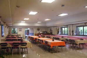 Breakfast area - Chart Thip Resort (Sung Noen)