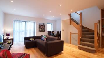 Televisión de pantalla plana