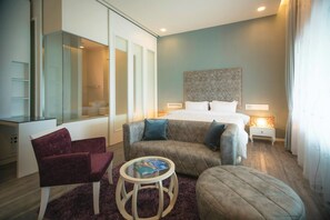 Flachbildfernseher, DVD-Player