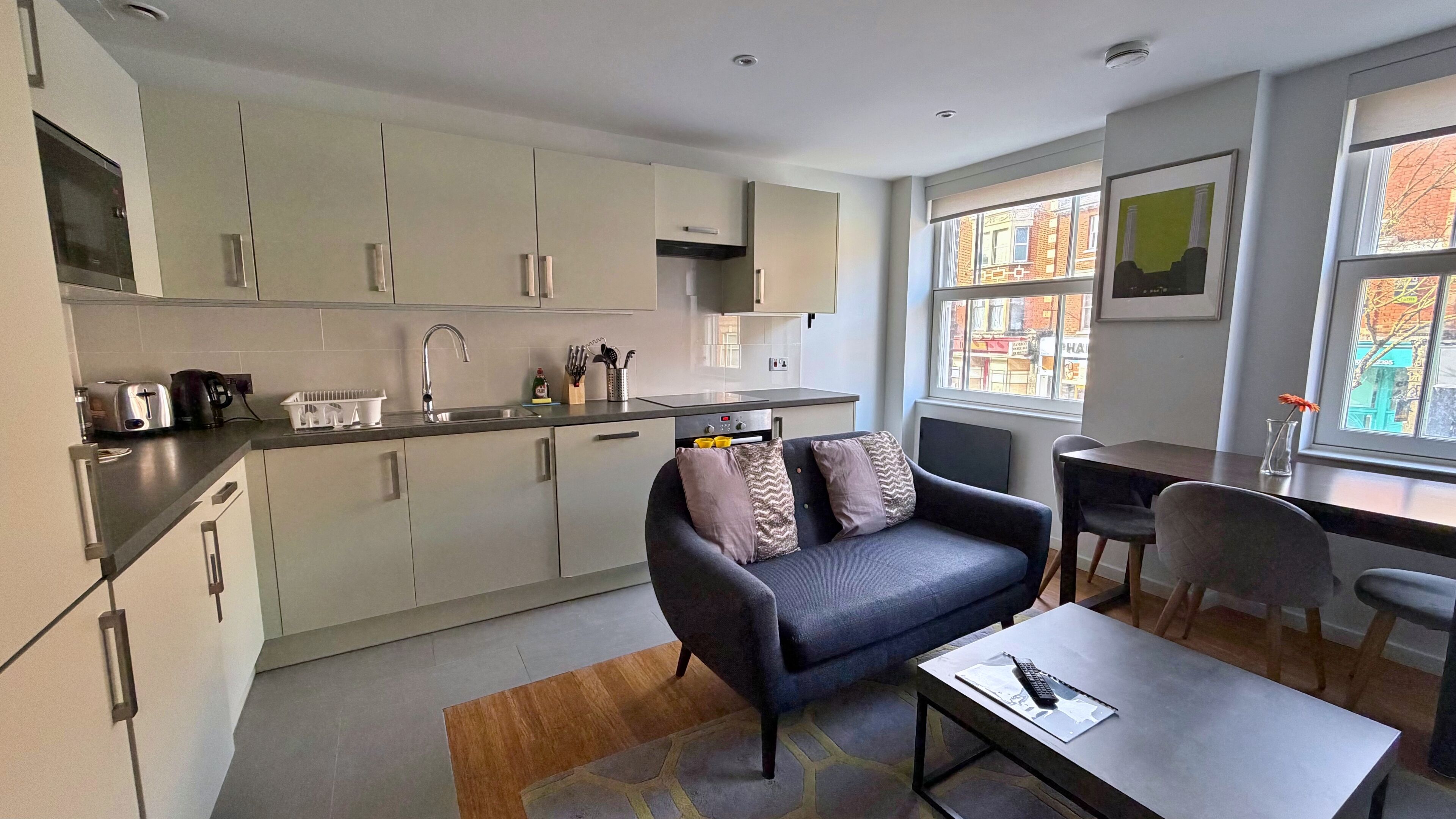 Appartement, 1 slaapkamer | Woonruimte | Een flatscreentelevisie