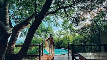 Private pool