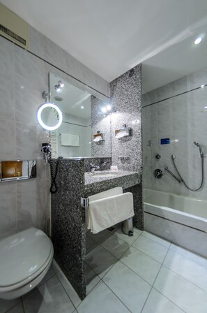 Shower, towels