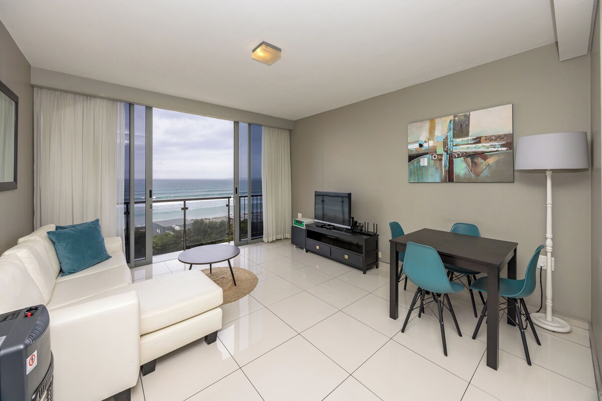 Standard Apartment | Living area | Flat-screen TV