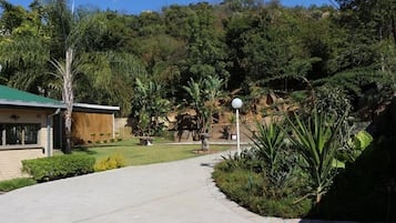 Classic Room, 1 Bedroom | Garden view