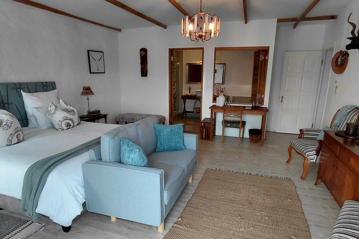 Premium Mountain & Sea View Room 