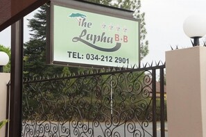 Unclassified image, 3 of 36, button - The Lapha Guesthouse and Conference Centre (Dundee)
