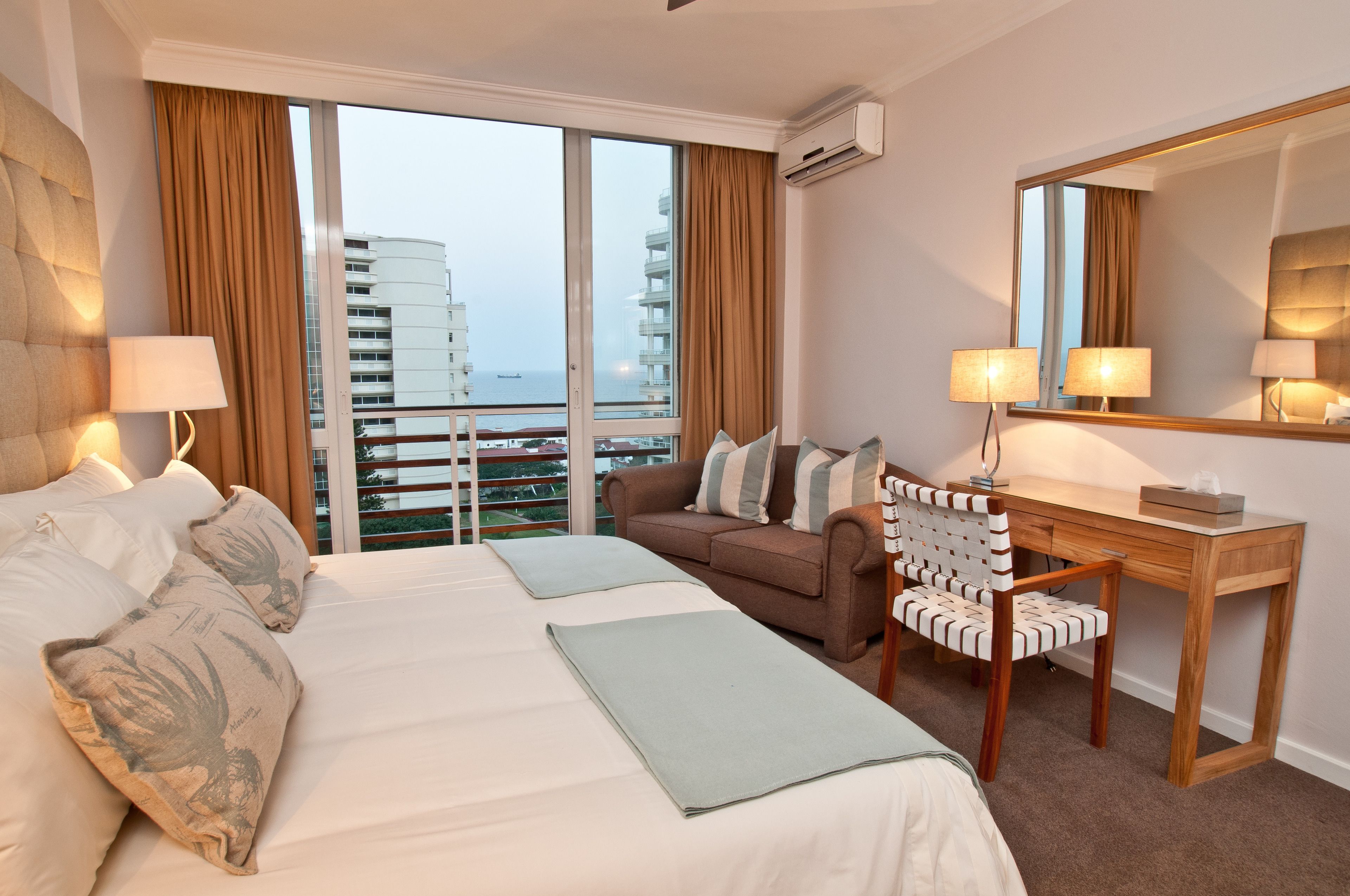 2 bedrooms, premium bedding, in-room safe, desk