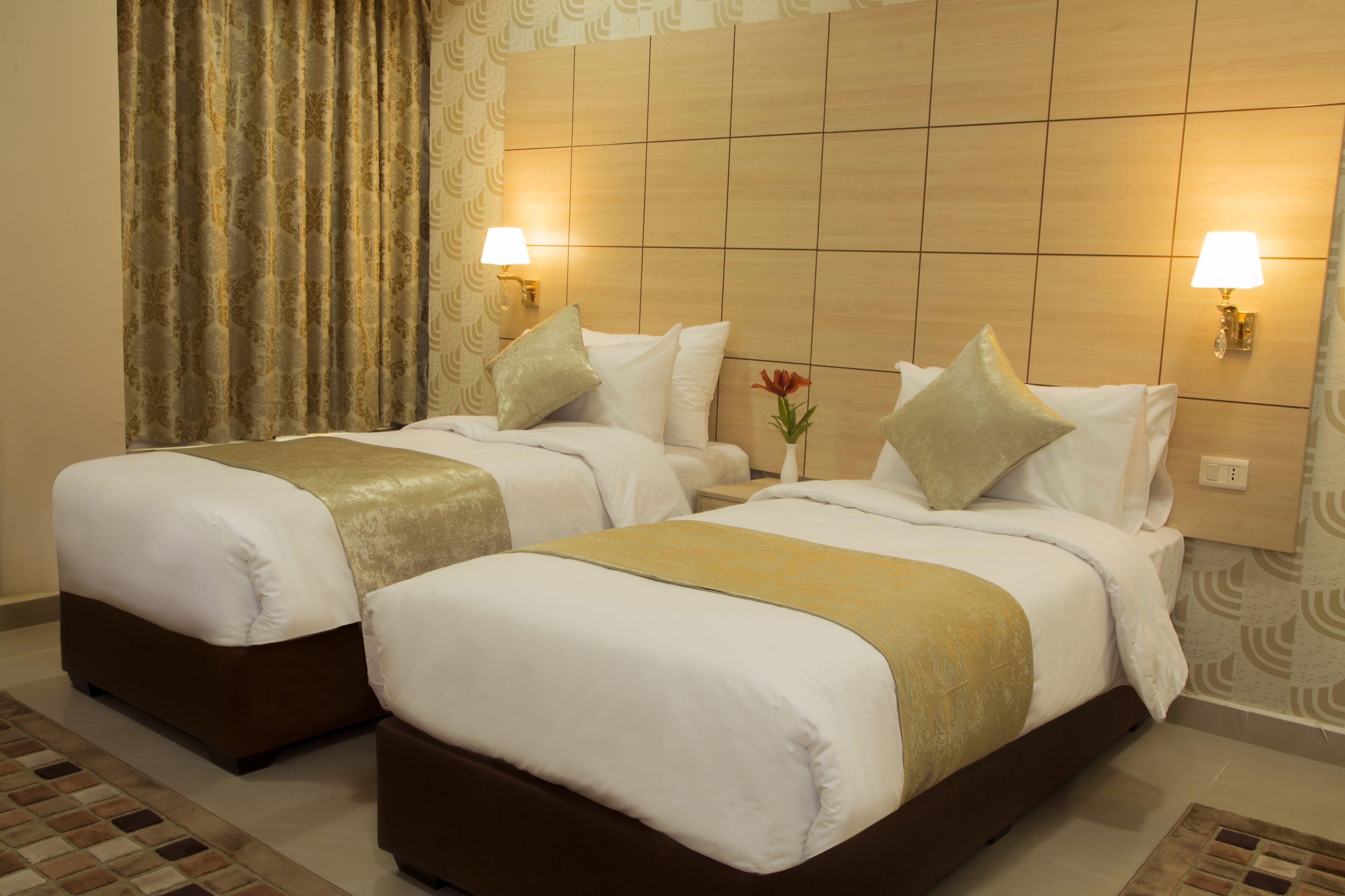 Photo - Nishan Hotel