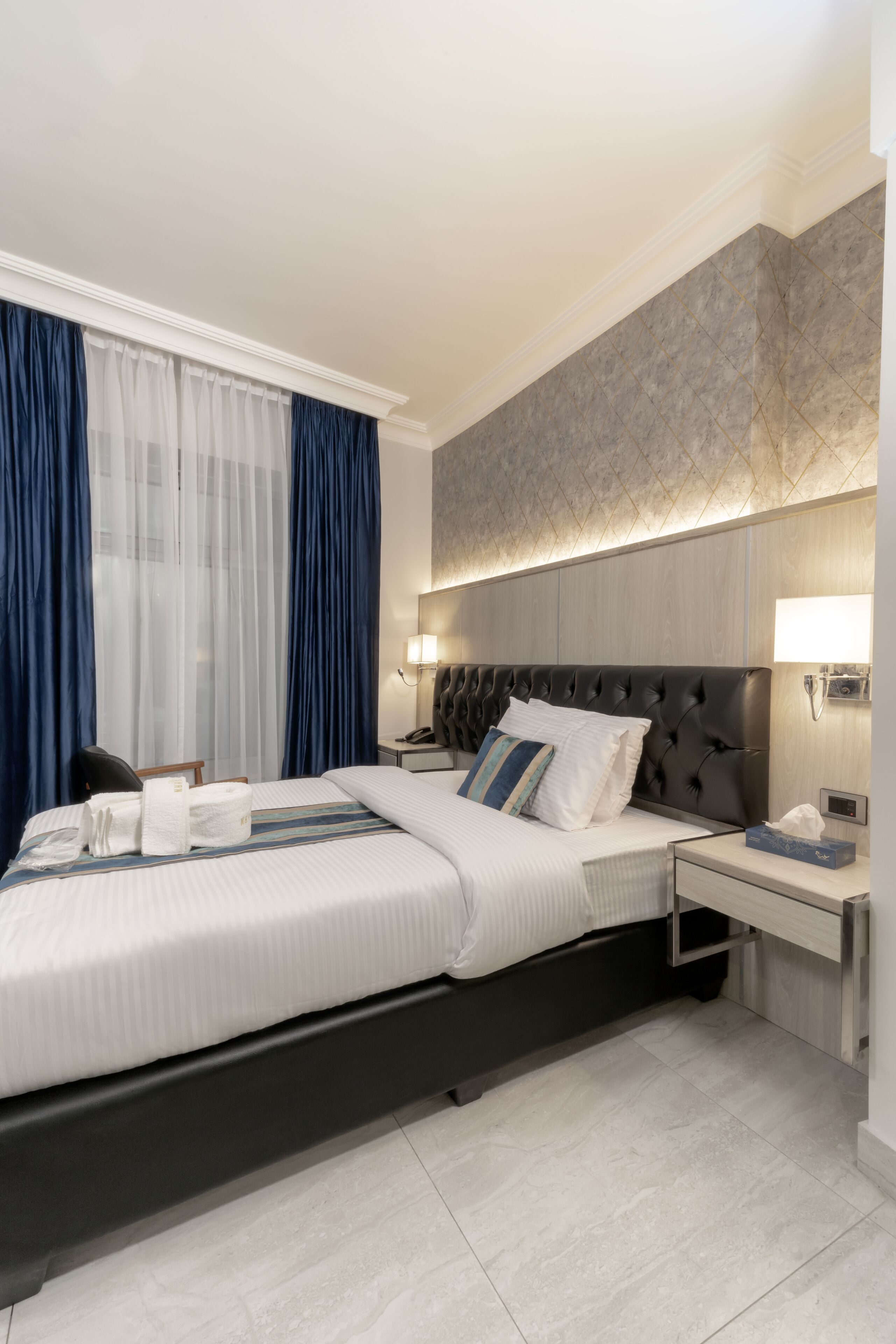 Photo - Nishan Hotel