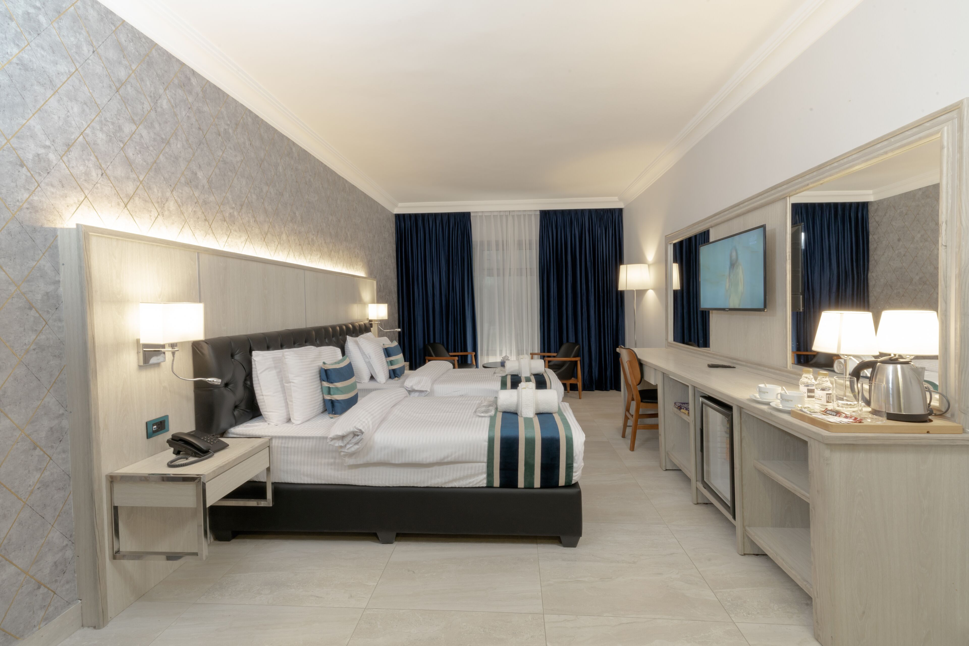 Photo - Nishan Hotel