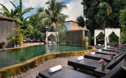 Central Indochine d’Angkor Hotel