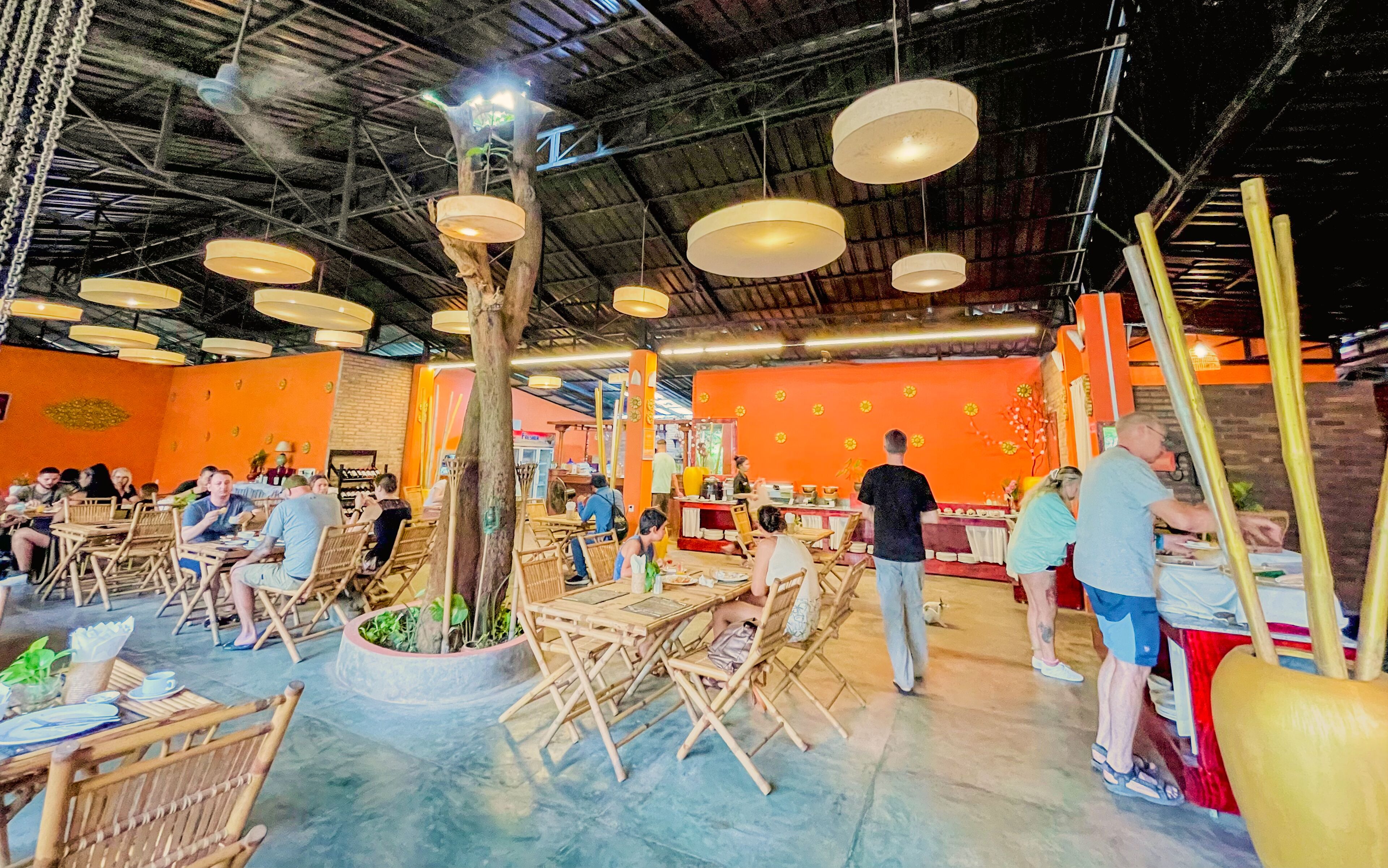 daily buffet breakfast (usd 5 per person)