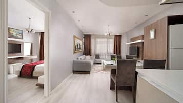 Premium bedding, minibar, in-room safe, laptop workspace