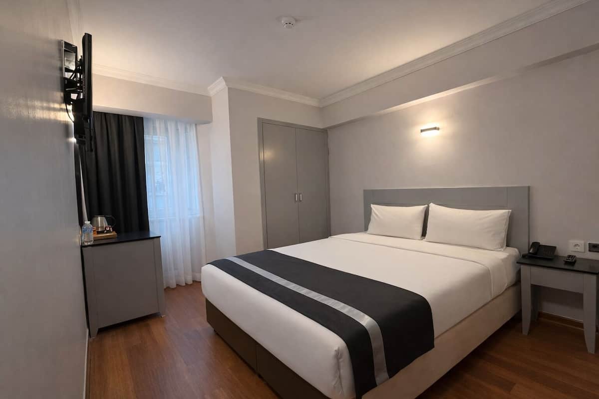 Deluxe Double | Literie de qualité supérieure, minibar, coffres-forts dans les chambres