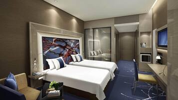 Bộ đồ giường cao cấp, két bảo mật tại phòng, bàn