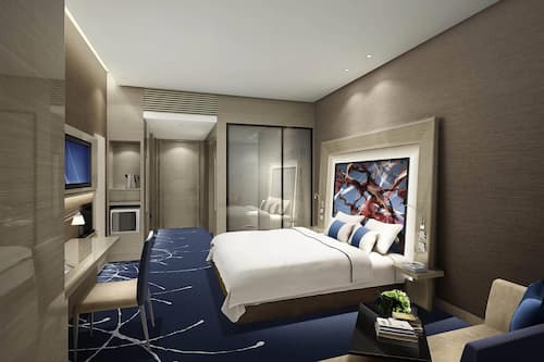 Premium bedding, in-room safe, desk, rollaway beds