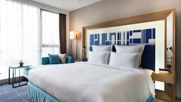 Habitación Premier, 1 cama de matrimonio grande, planta ejecutiva | Ropa de cama de alta calidad, caja fuerte, escritorio