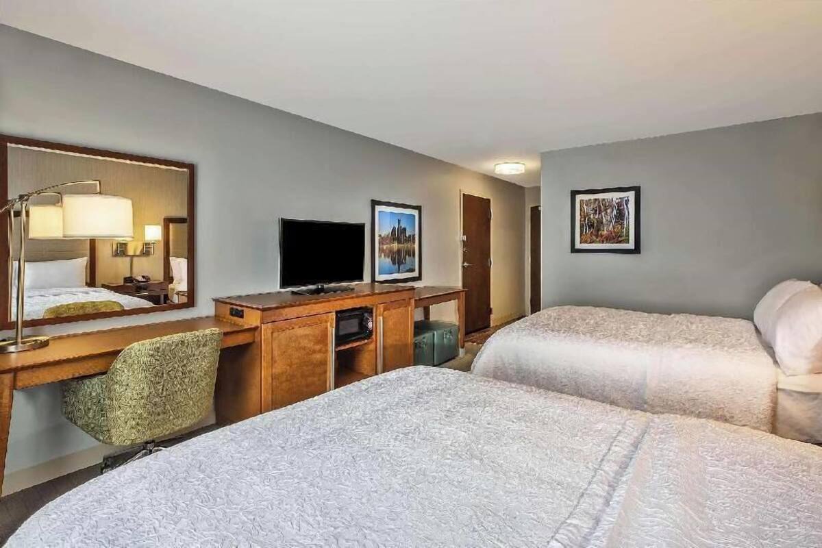 Värdeförvaringsskåp på rummet, skrivbord, extrasängar och gratis wi-fi