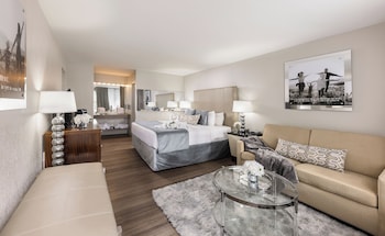 Egyptian cotton sheets, premium bedding, pillowtop beds at Magic Moment Resort & Kids Club, Dazzler Select by Wyndham