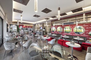 Coffee shop - Magic Moment Resort & Kids Club, Dazzler Select by Wyndham (Kissimmee)