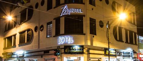 Front of property - evening/night